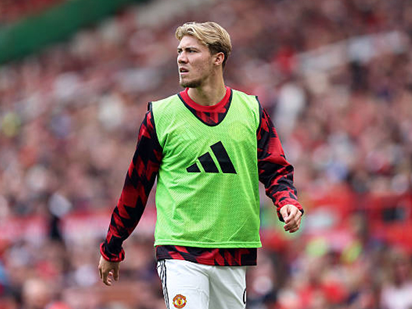 AC Milan Yakin Bisa Boyong Rasmus Hojlund dari Manchester United